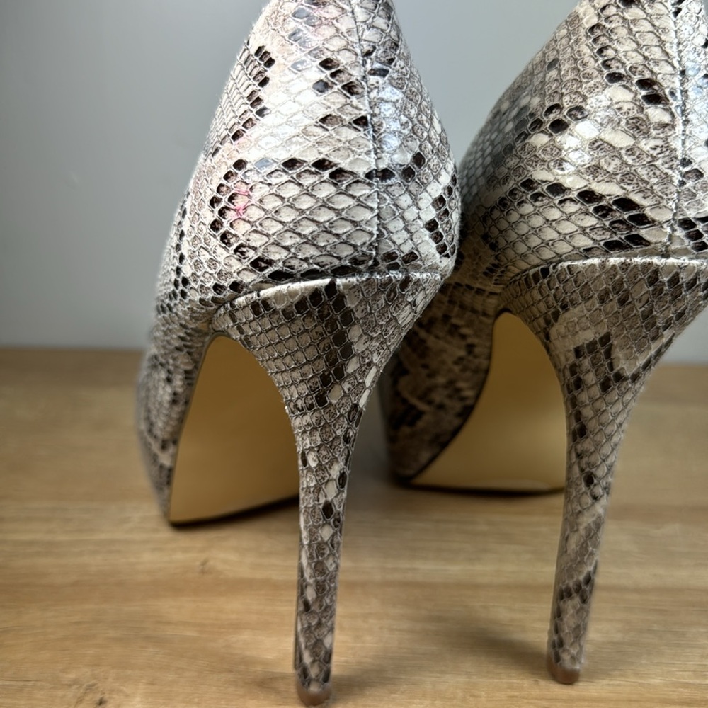 Steve Madden Nala Snake Print Pumps Women’s Size … - image 7